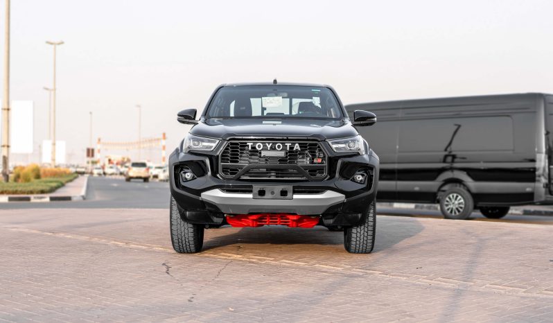 
								2025 Toyota Hilux GR-Sport Rally Edition 4.0L AT Petrol full									