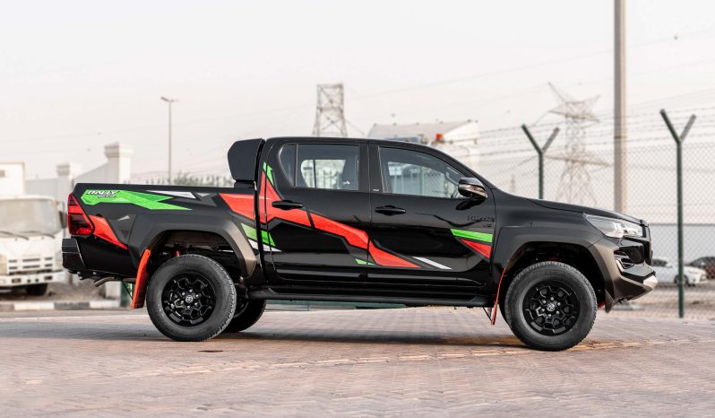 
								2025 Toyota Hilux GR-Sport Rally Edition 4.0L AT Petrol full									