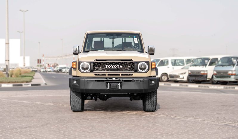 
2026 Toyota Land Cruiser LC79 2.8L SC AT Diesel (Beige) full									