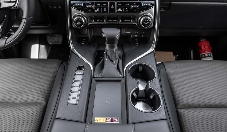 
								2025 Lexus LX600 Overtrail 3.5L AT Petrol w/o MarkLevinson full									
