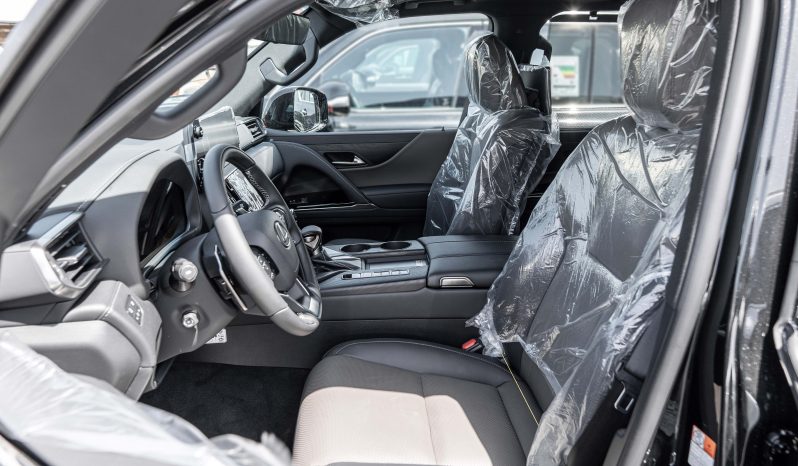 
								2025 Lexus LX600 Overtrail 3.5L AT Petrol w/o MarkLevinson full									