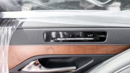 
2026 Lexus LX600 Signature 3.5L AT Petrol w/ Wood Accent full									
