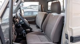 
2025 Toyota Land Cruiser LC 79 2.8L Diesel MT Beige-Brown full									