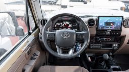 
2025 Toyota Land Cruiser LC 79 2.8L Diesel MT Beige-Brown full									