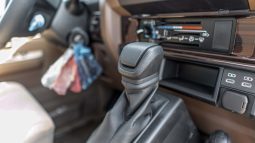 
2025 Toyota Land Cruiser LC 79 2.8L AT Diesel (Beige-Brown) full									