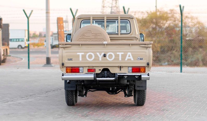 
2025 Toyota Land Cruiser LC 79 2.8L AT Diesel (Beige-Brown) full									