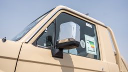 
2025 Toyota Land Cruiser LC 79 2.8L Diesel MT Beige-Brown full									