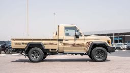 
2025 Toyota Land Cruiser LC 79 2.8L Diesel MT Beige-Brown full									