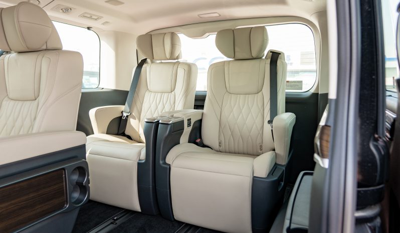
2026 Toyota Granvia 3.5L Premium AT Petrol full									