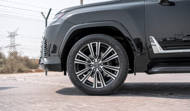 
2026 Lexus LX700h Signature 3.5L AT Hybrid (with Auto park) full									