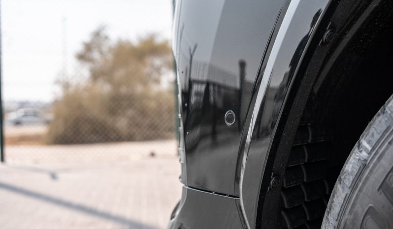 
2026 Lexus LX700h Signature 3.5L AT Hybrid (with Auto park) full									