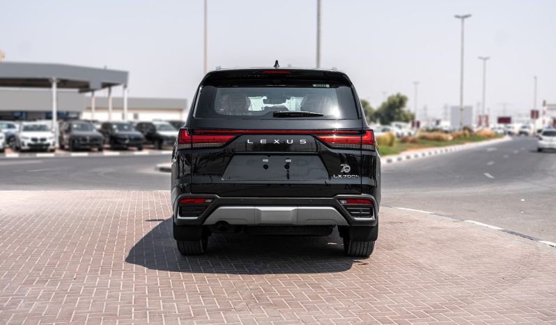 
2026 Lexus LX700h Signature 3.5L AT Hybrid (with Auto park) full									