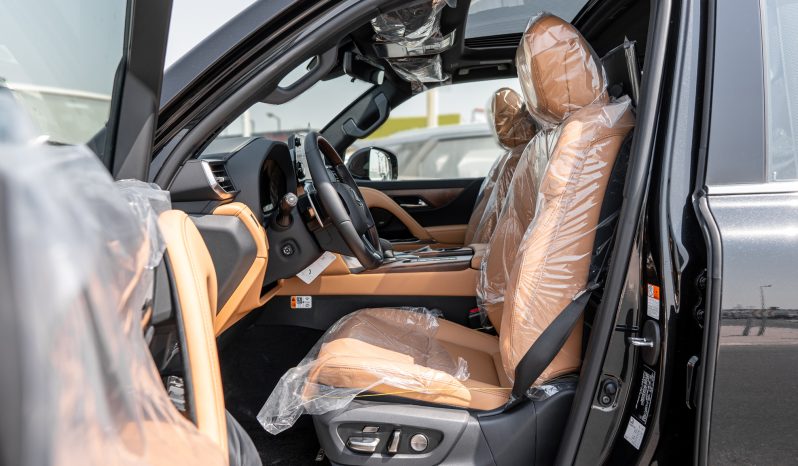 
2026 Lexus LX700h Signature 3.5L AT Hybrid (with Auto park) full									