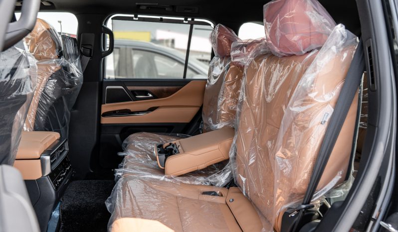 
2026 Lexus LX700h Signature 3.5L AT Hybrid (with Auto park) full									