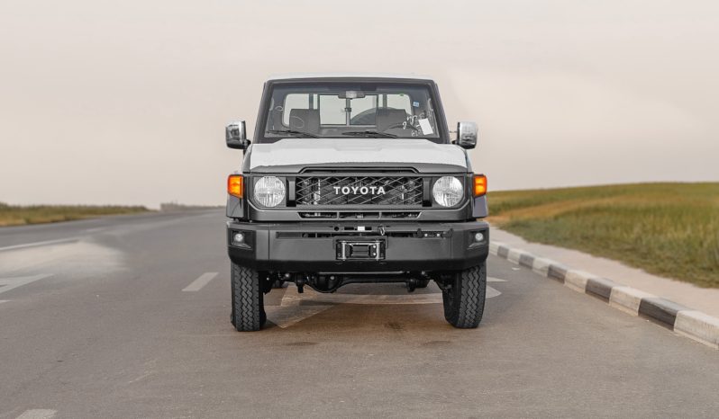 2025 Toyota Land Cruiser LC 79 4.0L AT Petrol (Gray-Brown) full