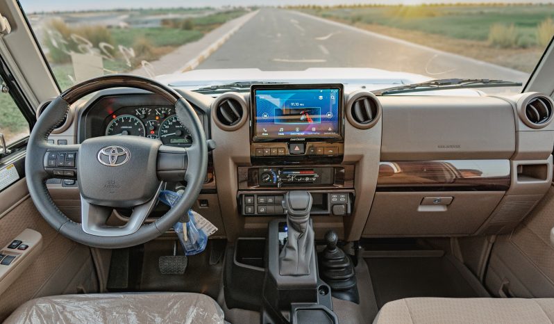 2025 Toyota Land Cruiser LC 79 4.0L AT Petrol (Gray-Brown) full