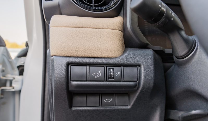 
2026 Toyota Prado TXL2 2.4L AT Petrol (White-Beige) full									