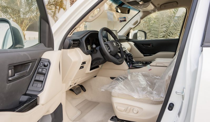 
2026 Toyota Land Cruiser GXR 3.5L AT Petrol (Basic) full									