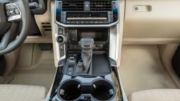 
2026 Toyota Land Cruiser GXR 3.5L AT Petrol (Basic) full									