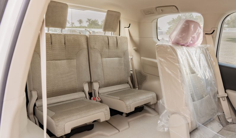 
2026 Toyota Land Cruiser GXR 3.5L AT Petrol (Basic) full									