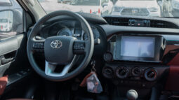 
2025 Toyota Hilux 2.7L SC MT Petrol 4WD 2Door full									