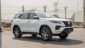2026 Toyota Fortuner GX 2.4L At Diesel (White)