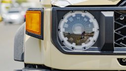 
										2026 Toyota Land Cruiser LC 71 4.0L AT Petrol (Beige) full									