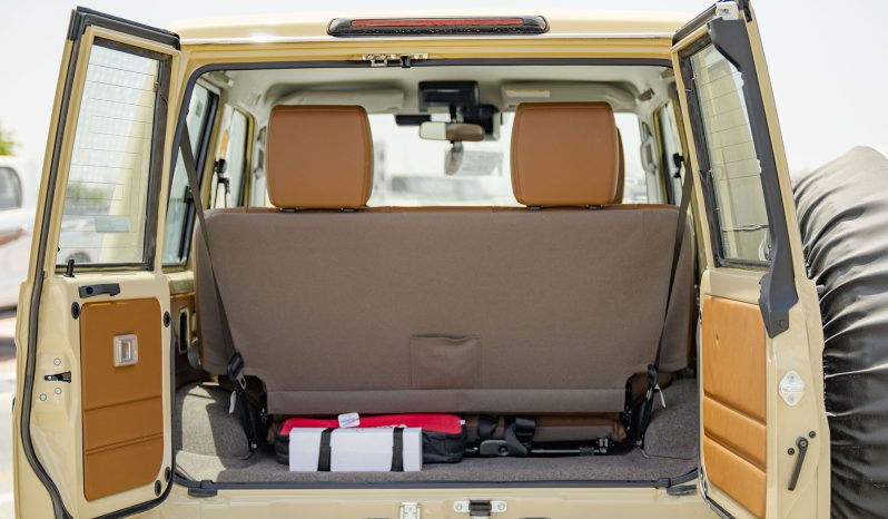 
2026 Toyota Land Cruiser LC71 2.8L AT Diesel (Beige) full									