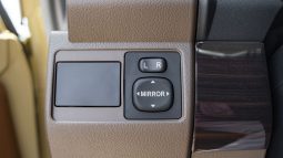 
										2026 Toyota Land Cruiser LC 71 4.0L AT Petrol (Beige) full									