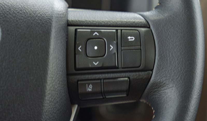 
								2026 Toyota Land Cruiser LC 71 4.0L AT Petrol (Beige) full									