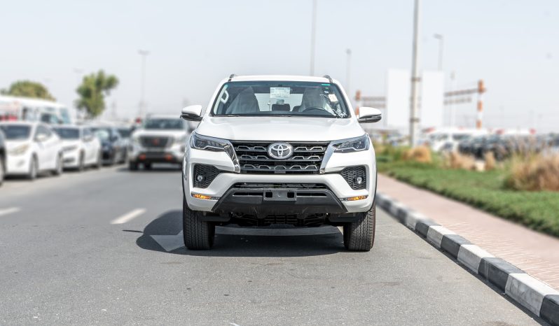 
2026 Toyota Fortuner VX 4.0L At Petrol (White-Tan) full									