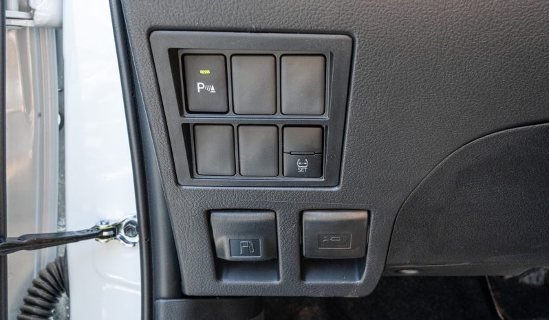 
2026 Toyota Fortuner VX 4.0L At Petrol (White-Tan) full									