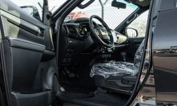 
2026 Toyota Hilux Adventure 4.0L AT Petrol (Black-Black) full									