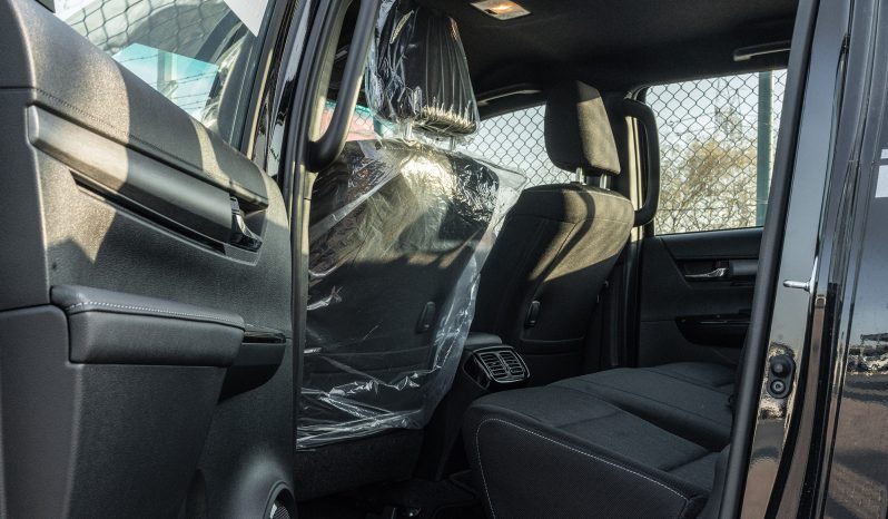 
2026 Toyota Hilux Adventure 4.0L AT Petrol (Black-Black) full									