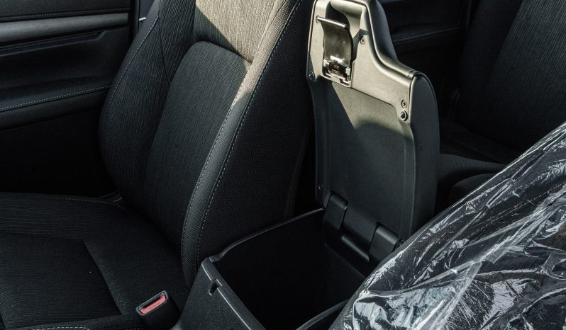 
2026 Toyota Hilux Adventure 4.0L AT Petrol (Black-Black) full									