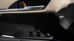 
2026 Toyota Camry E-plus 2.5L Hybrid (Black-Beige) full									