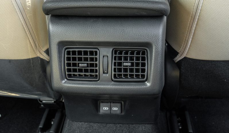 
2026 Toyota Camry E-plus 2.5L Hybrid (Black-Beige) full									