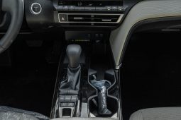 
2026 Toyota Camry E-plus 2.5L Hybrid (Black-Beige) full									