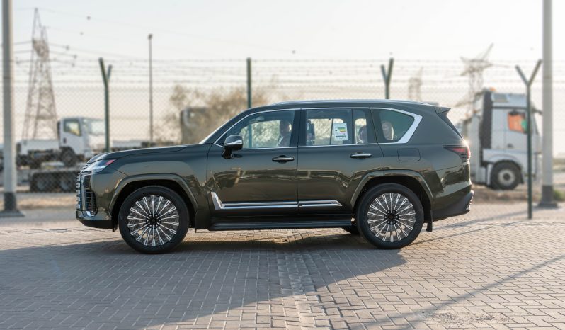 
2026 Lexus LX700h VIP 3.5L AT Petrol (Green-Orange) full									