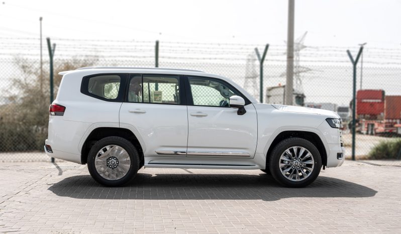 
Toyota Land cruiser GXR 3.5L Petrol AT 2026 full									