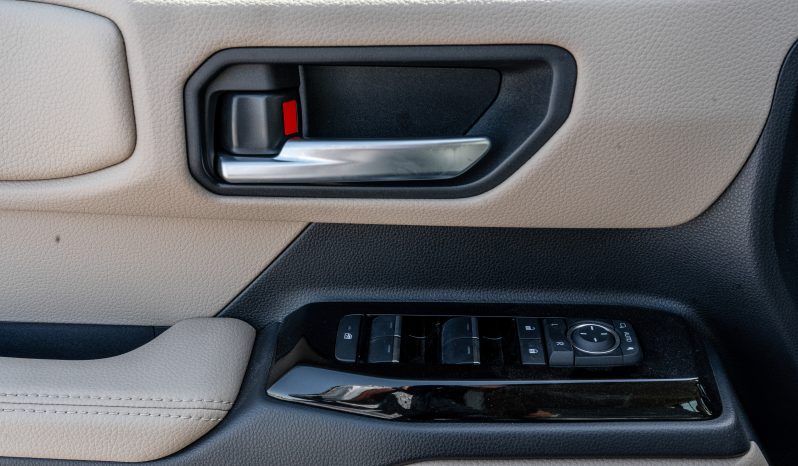 
Toyota Prado TXL3 2.4L Petrol AT 2026 (Black – Beige) full									