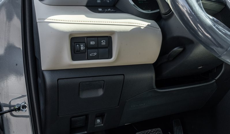 
2026 Toyota Highlander Limited 2.5L Hybrid (Gray-Beige) full									