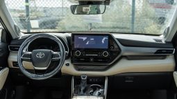 
2026 Toyota Highlander Limited 2.5L Hybrid (Gray-Beige) full									