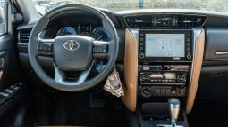 
2026 Toyota Fortuner 4.0L AT Petrol (White-Tan) (Qatar Spec) full									