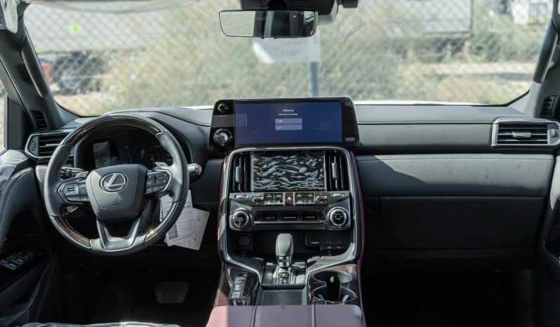 
2026 Lexus Signature LX700h 3.5L AT Hybrid-With Auto Park full									