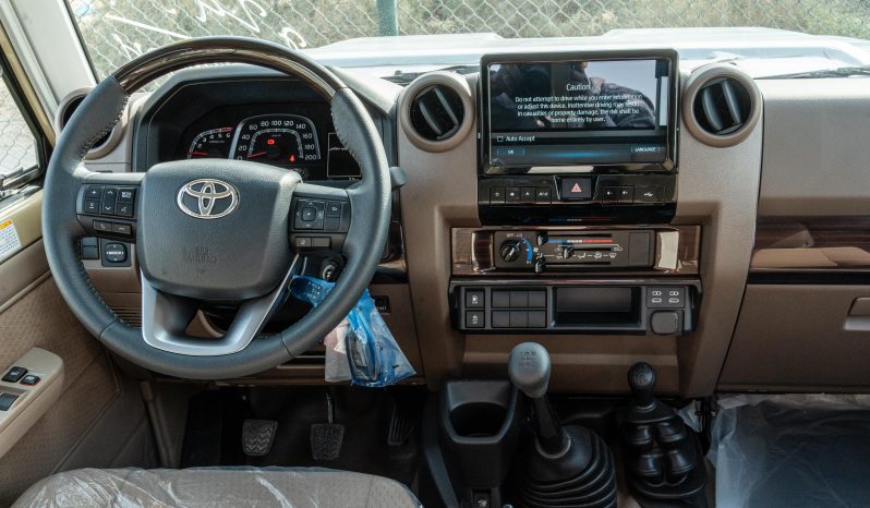 
2026 Toyota LC79 2.8L MT Diesel (Beige-Brown) full									