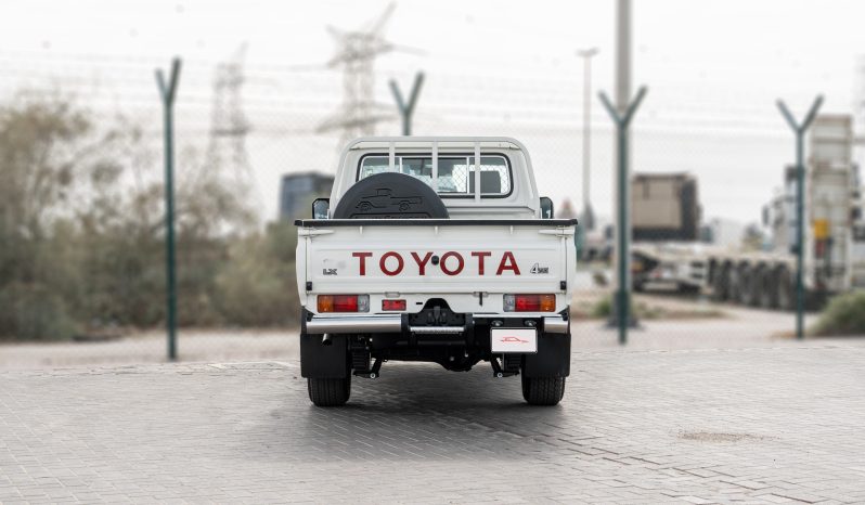 
2026 Toyota LC79 2.8L MT Diesel (White-Brown) full									