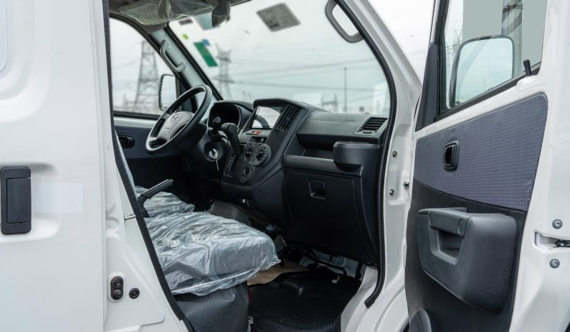 
2026 Toyota LiteAce 1.5L AT Petrol (White-Black) full									