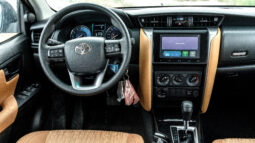 
										2026 Toyota Fortuner GX 2.7L AT Petrol 4WD (Black-Tan) full									