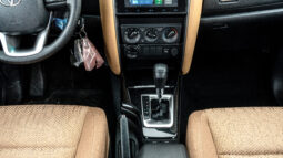 
										2026 Toyota Fortuner GX 2.7L AT Petrol 4WD (Black-Tan) full									